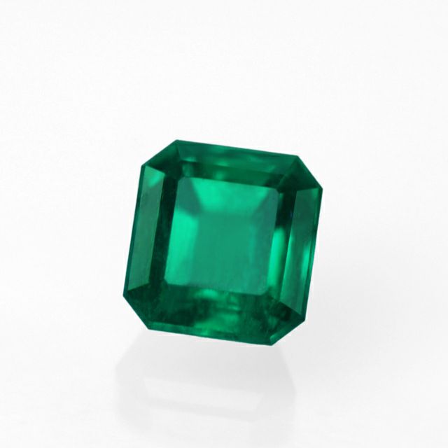 コロンビア産ムゾー鉱山エメラルド0.48ct(中央宝石研究所宝石鑑別書付)