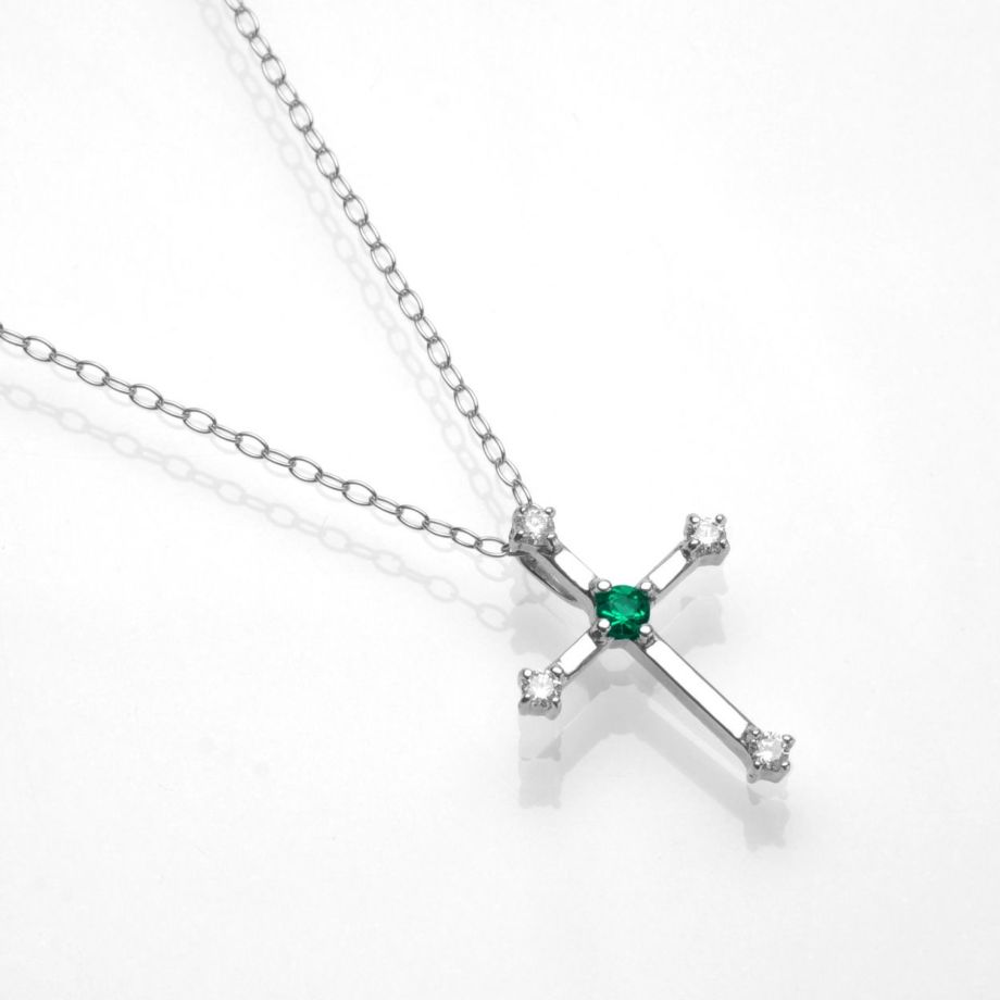 em0261 エメラルドWGK18クロスネックレスダイア付
