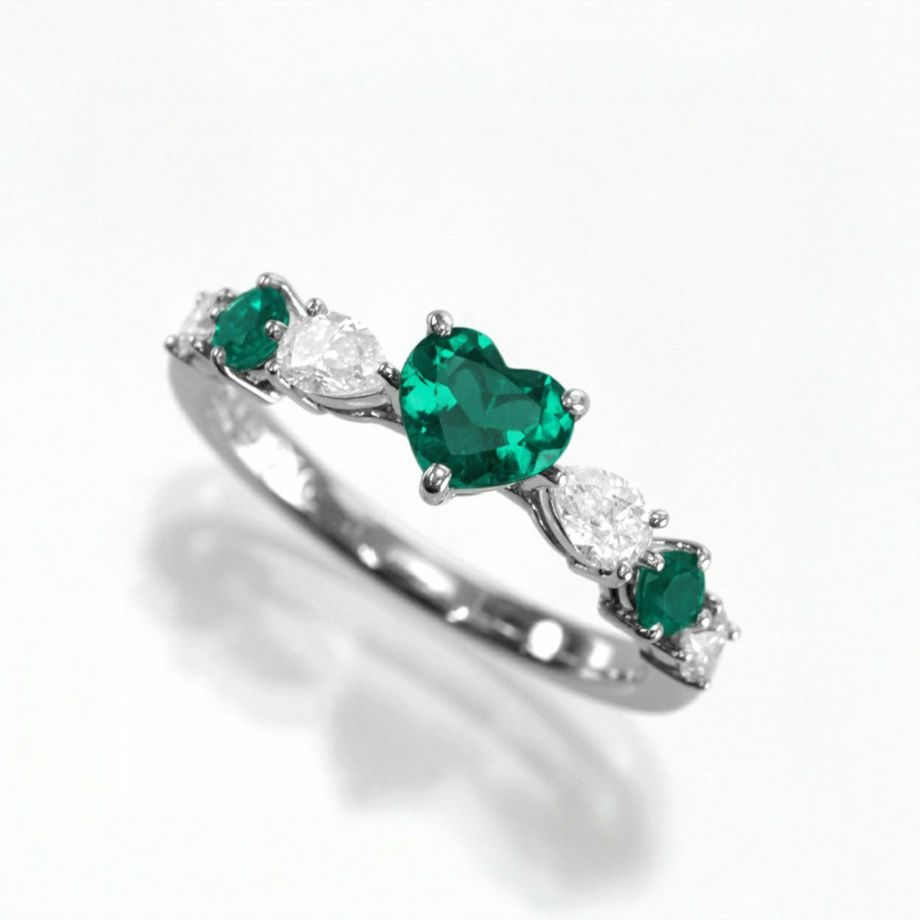 コロンビア産エメラルド0.45ct0.16ctプラチナリングダイヤ0.37ct付(GIA宝石鑑別書付)【F1】