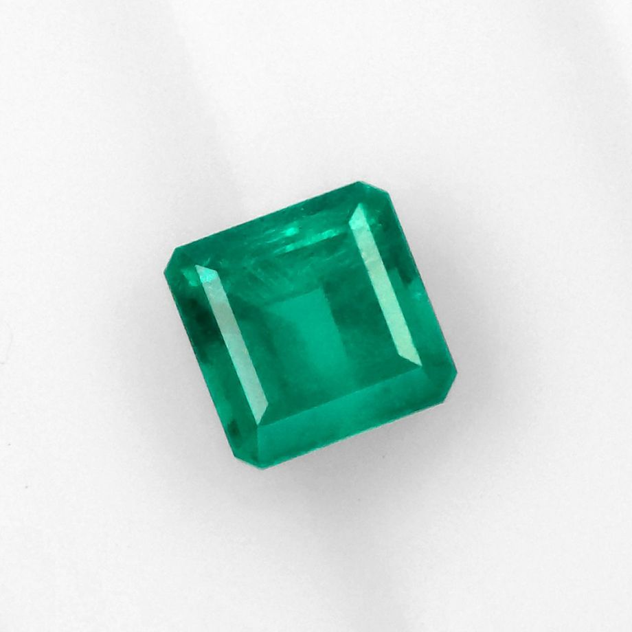 コロンビア産エメラルド1.28ct(中央宝石研究所宝石鑑別書付)