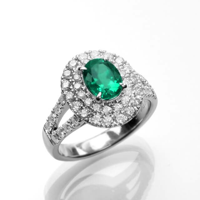 コロンビア産エメラルド1.159ctプラチナリングダイヤ0.86ct付(中央宝石研究所鑑別書付)