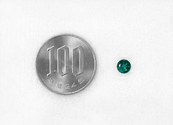 コロンビア産ムゾー鉱山エメラルド0.46ct(中央宝石研究所宝石鑑別書付)