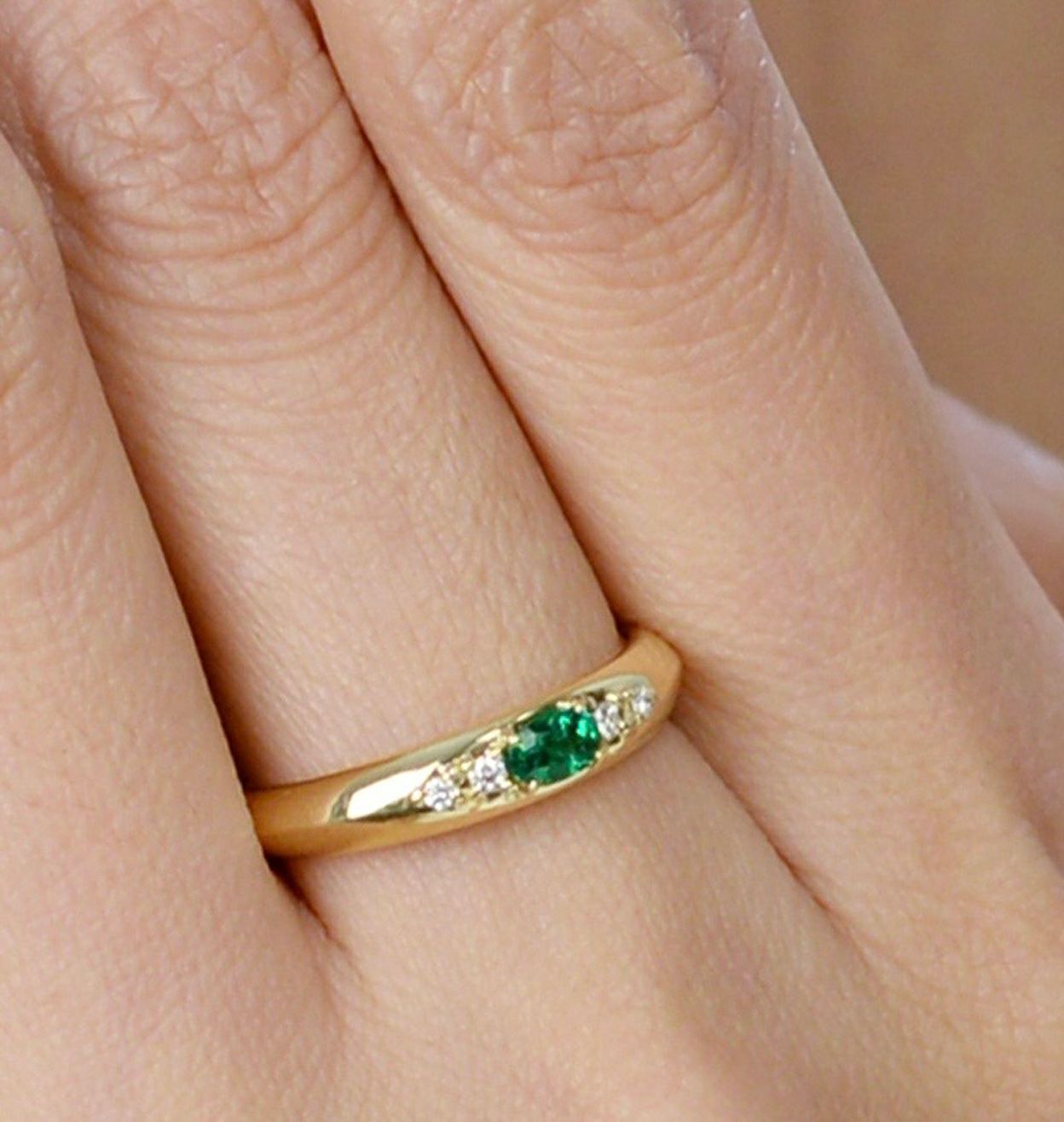 コロンビア産無処理エメラルド(ノンオイル)0.15ctk18ゴールドリングダイヤ0.04ct付(GRS宝石鑑別書付)
