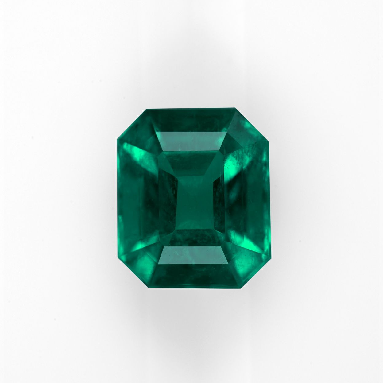 コロンビア産ムゾー鉱山無処理エメラルド(ノンオイル)0.75ct(GIA宝石鑑定書 GUBELIN宝石鑑別書付)