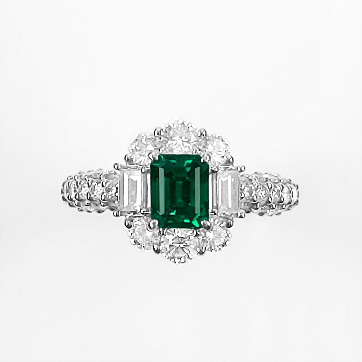 コロンビア産エメラルド0.72ctプラチナリングダイヤ1.43ct付(GIA宝石鑑別書付)【F1】
