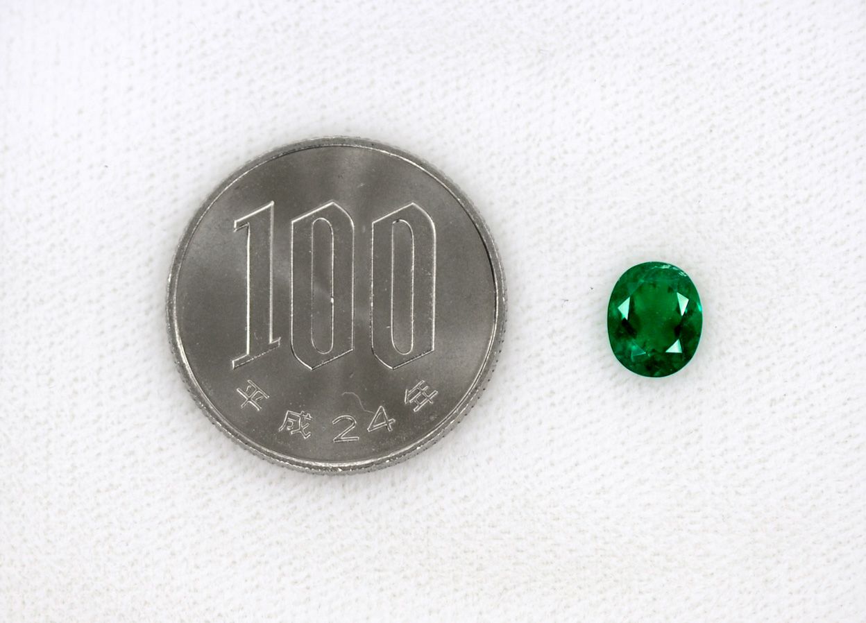 コロンビア産ムゾー鉱山無処理エメラルド(ノンオイル)1.09ct(GUBELIN宝石鑑別書付)