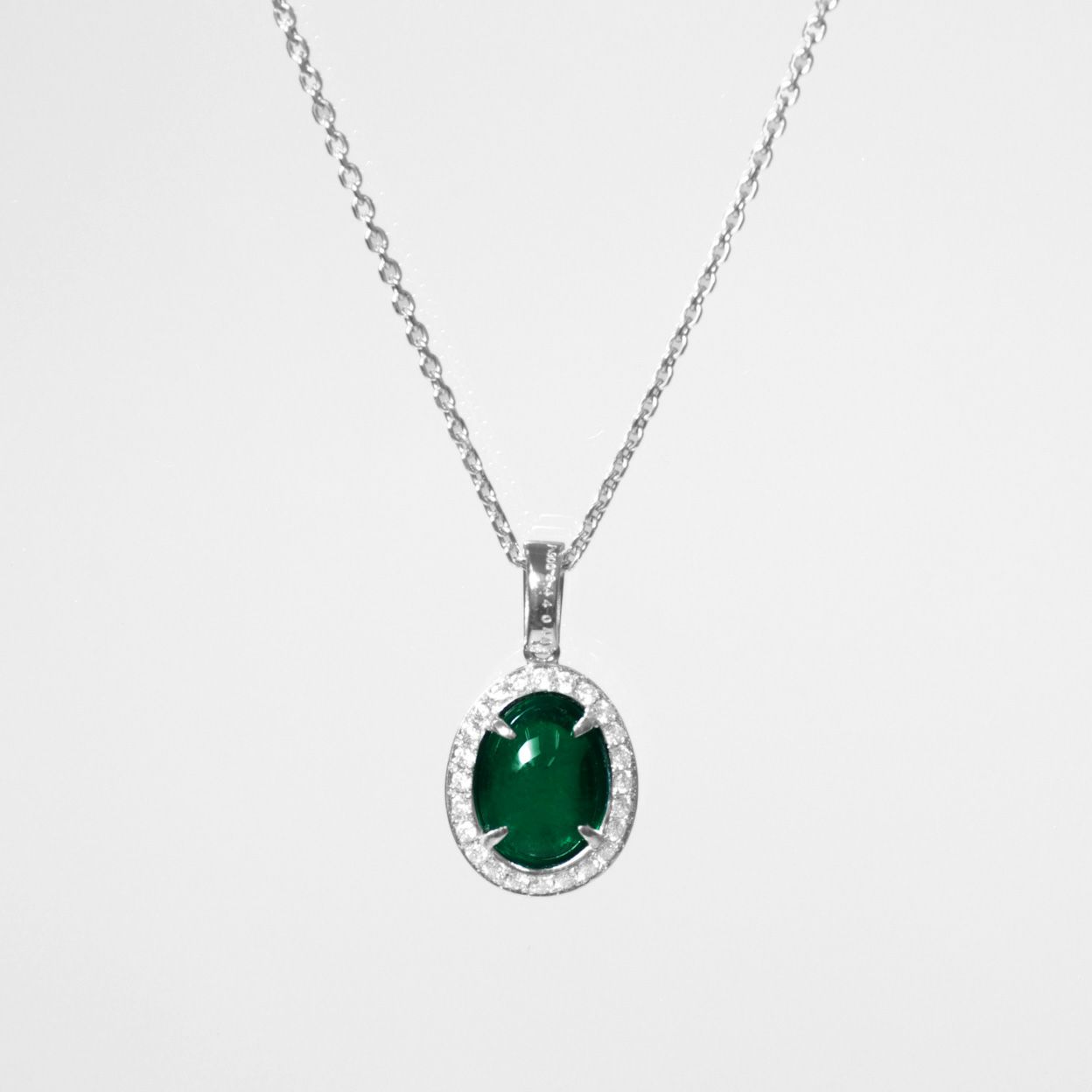 コロンビア産エメラルド3.44ctプラチナネックレスダイヤ0.44ct付(中央宝石研究所宝石鑑別書付)