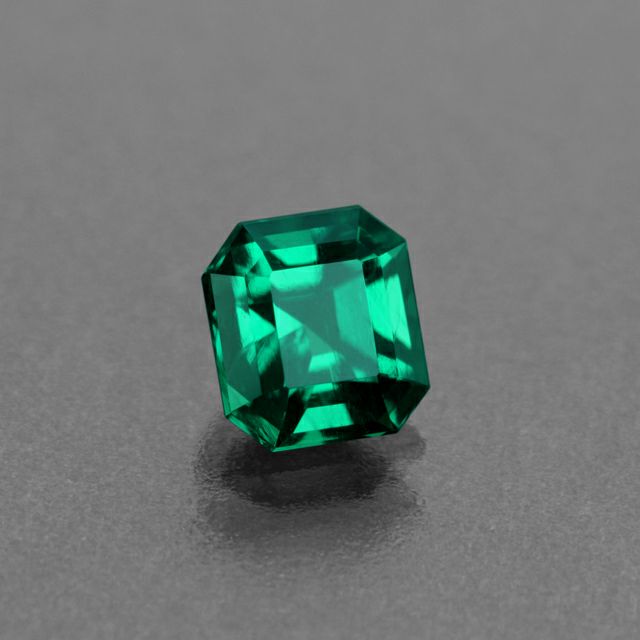 コロンビア産無処理エメラルド(ノンオイル)0.45ct(GIA宝石鑑別書付)