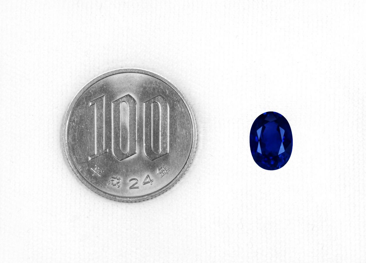 ミャンマー産非加熱ブルーサファイア2.56ct(SSEF宝石鑑別書 GRS宝石鑑別書付)
