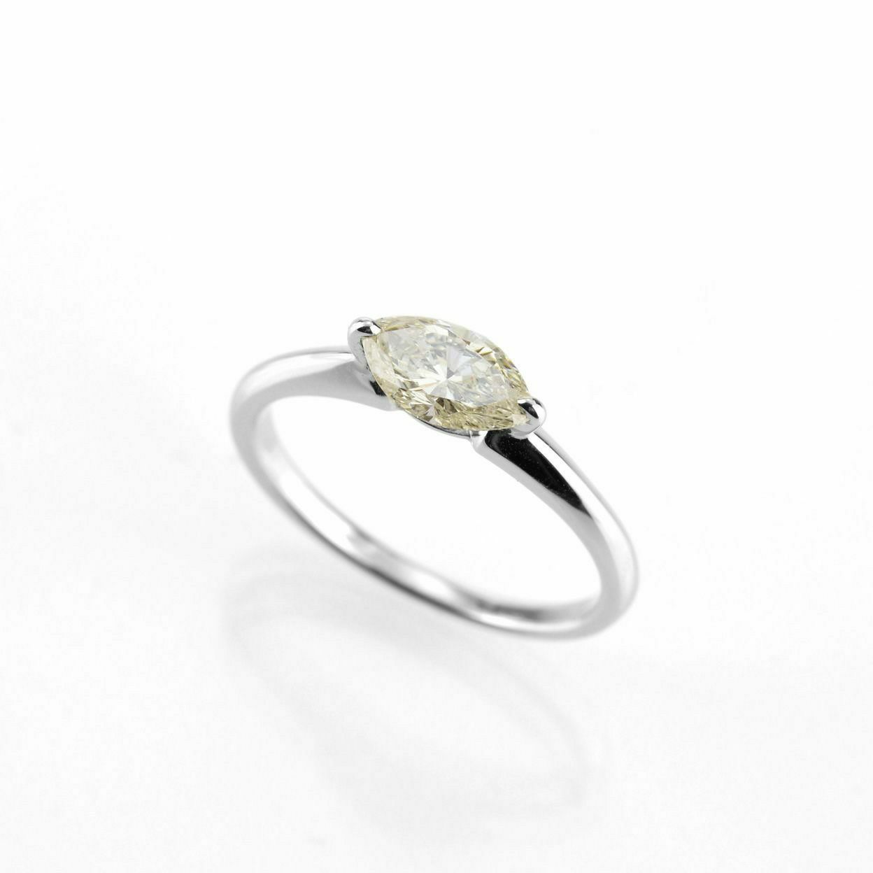 ダイアモンドの指輪/RING/ 0.13 / 0.066 ct.