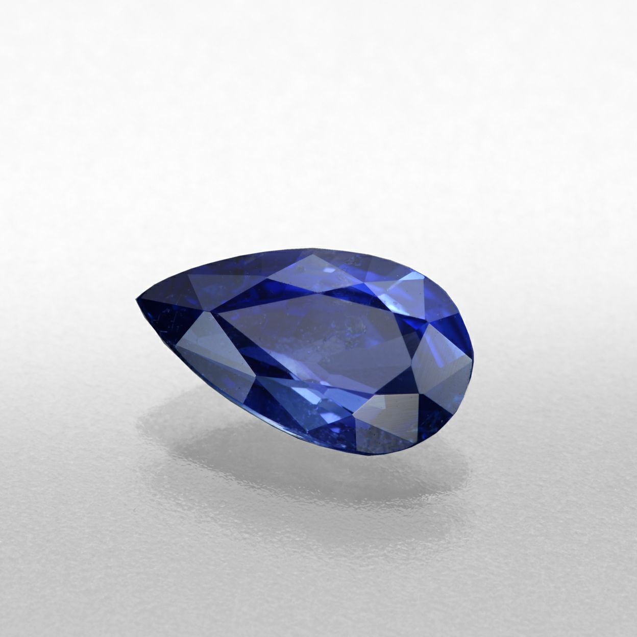非加熱カシミールサファイア1.04ct(GRS宝石鑑別書付)