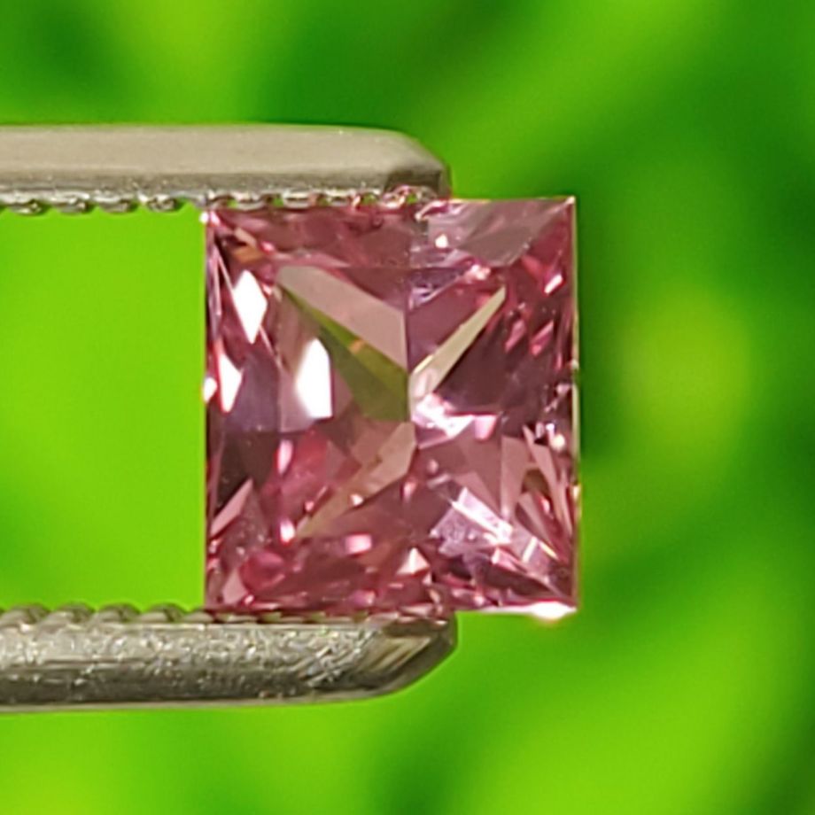 em2987 非加熱パパラチャサファイアレクタンギュラーカット0.57ct(GIA USA 宝石鑑別書付)em2987 非加熱パパラチャサファイアレクタンギュラーカット0.57ct(GIA USA 宝石鑑別書付)