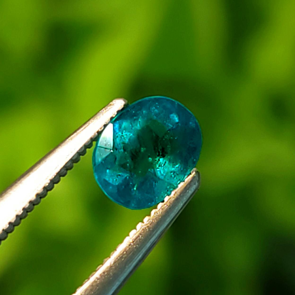 ブラジル産バターリャ鉱山パライバトルマリン0.411ct(中央宝石研究所宝石鑑別書 GRS宝石鑑別書 GIA宝石鑑別書付)
