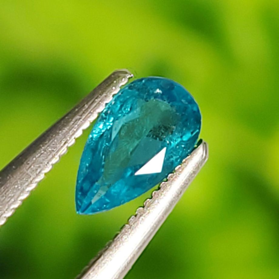 バターリャ産パライバトルマリンルース オーバルカット 0.243ct(中央宝石研究所パライバトルマリン分析レポート鑑別書付)