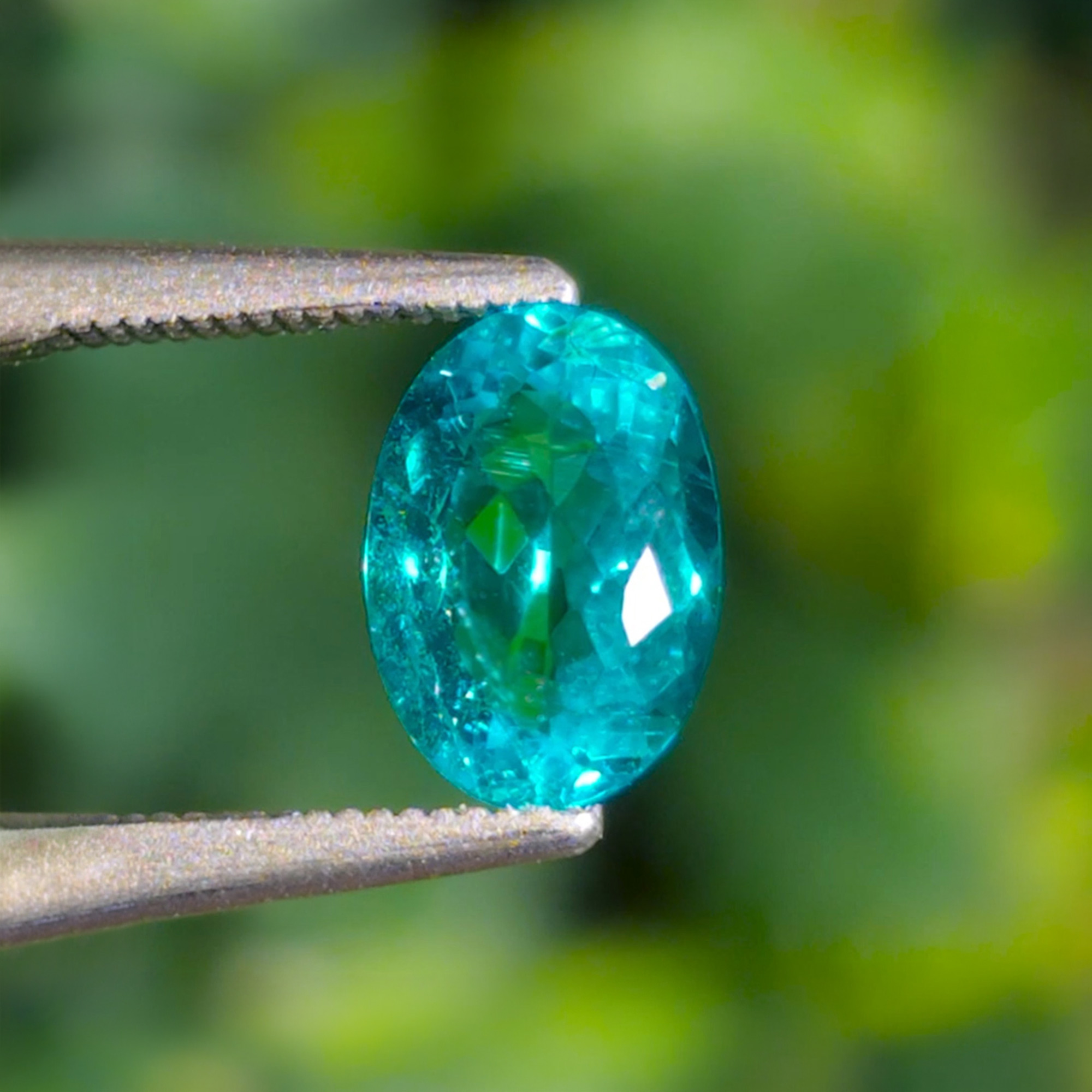 ブラジル産バターリャ鉱山パライバトルマリン0.53ct(中央宝石研究所 