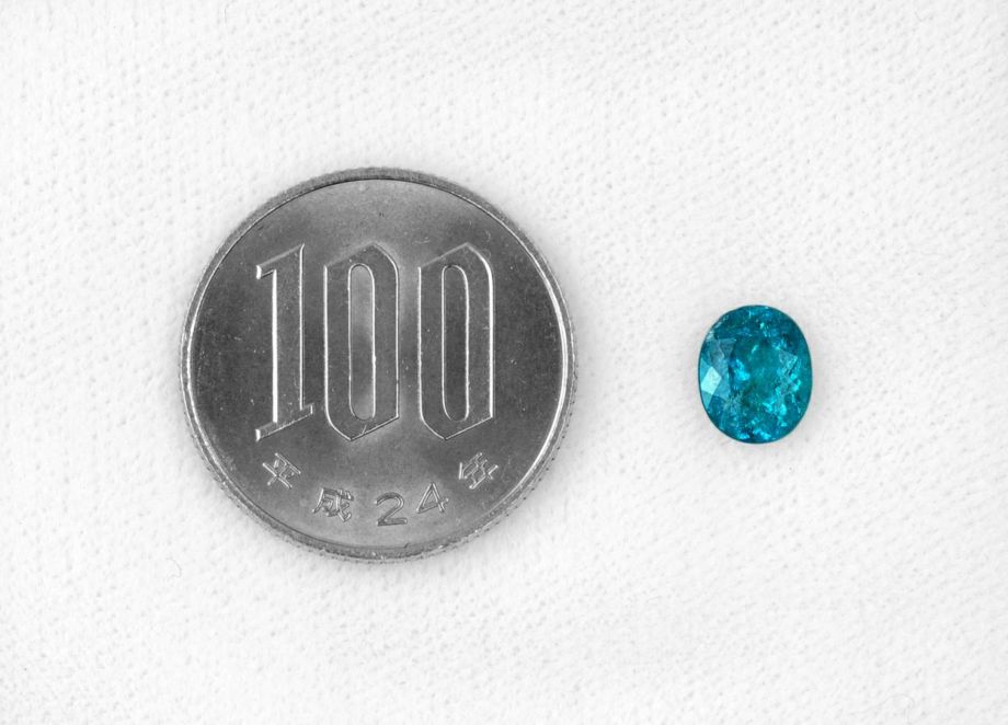 ブラジルバターリャ産パライバトルマリンオーバルカットルース1.351ct(中央宝石研究所パライバ分析レポート宝石鑑別書付)