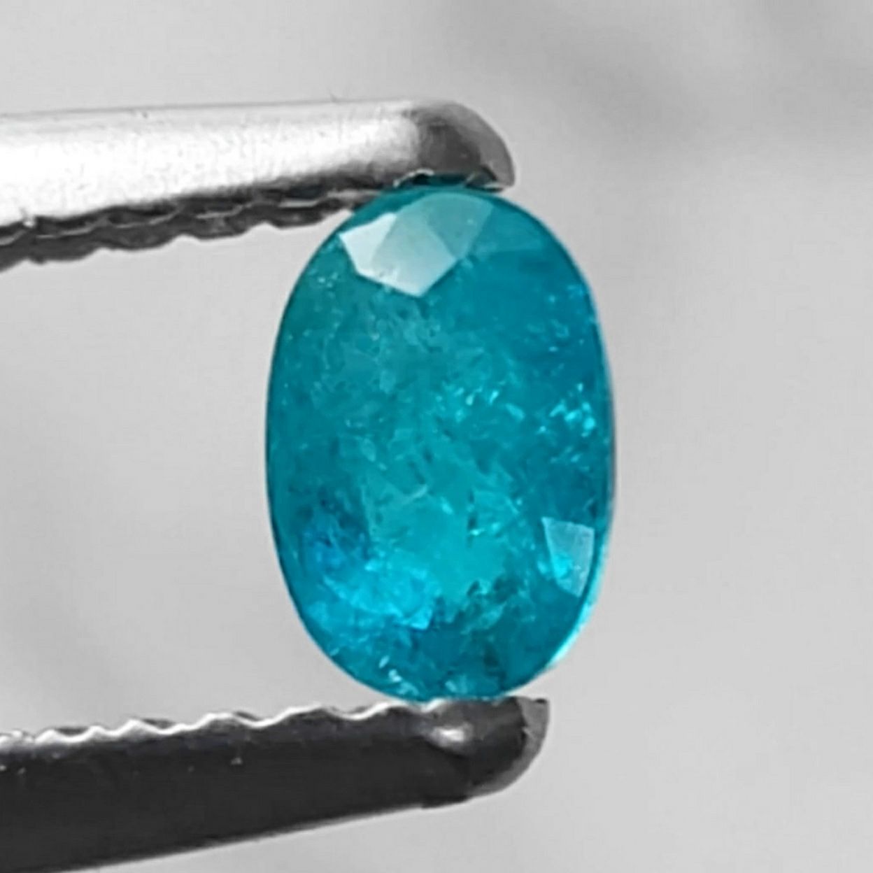 ブラジル産バターリャ鉱山パライバトルマリン0.371ct(中央宝石研究所 