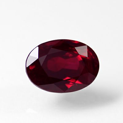 ミャンマー産ピジョンブラッドルビー2.68ct(GIA宝石鑑別書付)