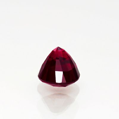 ミャンマー産ピジョンブラッドルビー2.68ct(GIA宝石鑑別書付)