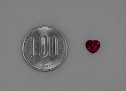 em7402 ミャンマー産ピジョンブラッドルビーハートカットルース1.56ct(GEM RESEARCH SWISSLABミャンマー産ピジョンブラッドルビー宝石鑑別書付)