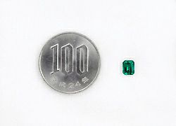 コロンビア産ムゾー鉱山エメラルド0.55ct(中央宝石研究所宝石鑑別書付)