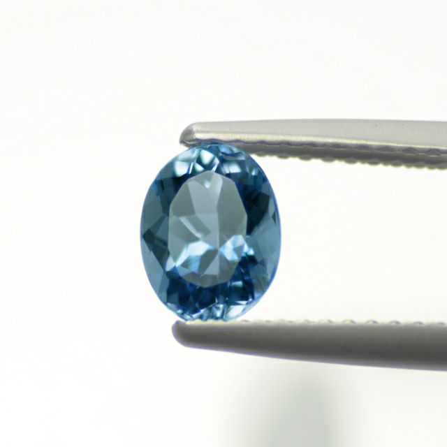 アクアマリン0.92ct(中央宝石研究所宝石鑑別書付)