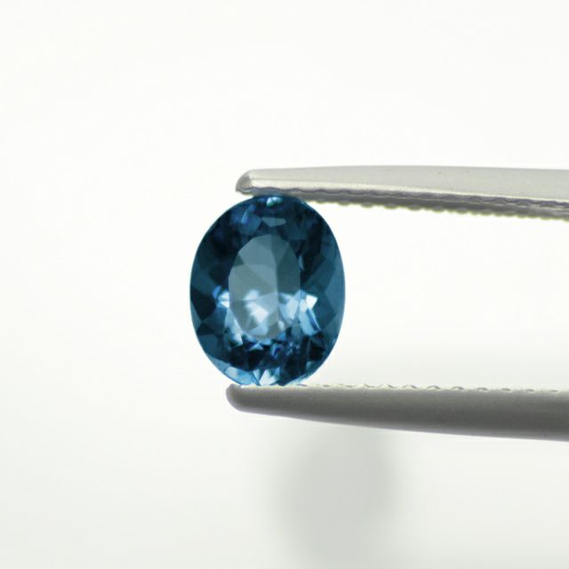 アクアマリン0.97ct(中央宝石研究所宝石鑑別書付)