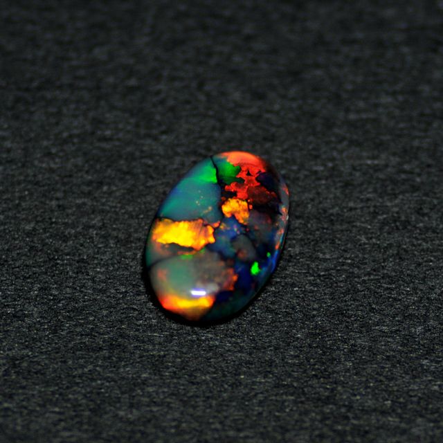 ブラックオパール1.43ct(中央宝石研究所宝石鑑別書付)