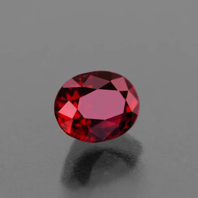 ミャンマー産非加熱ピジョンブラッドルビー0.72ct(GRS宝石鑑別書付)