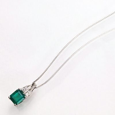 エメラルド1.46ctプラチナネックレスダイヤ0.10ct付(中央宝石研究所宝石鑑別書付)