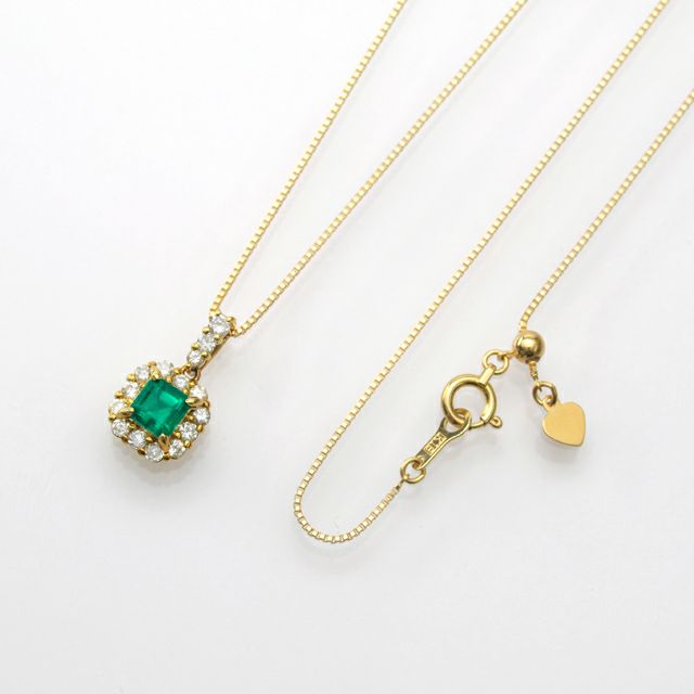 エメラルド0.46ctゴールドネックレスダイヤ0.28ct付(中央宝石研究所宝石鑑別書付)
