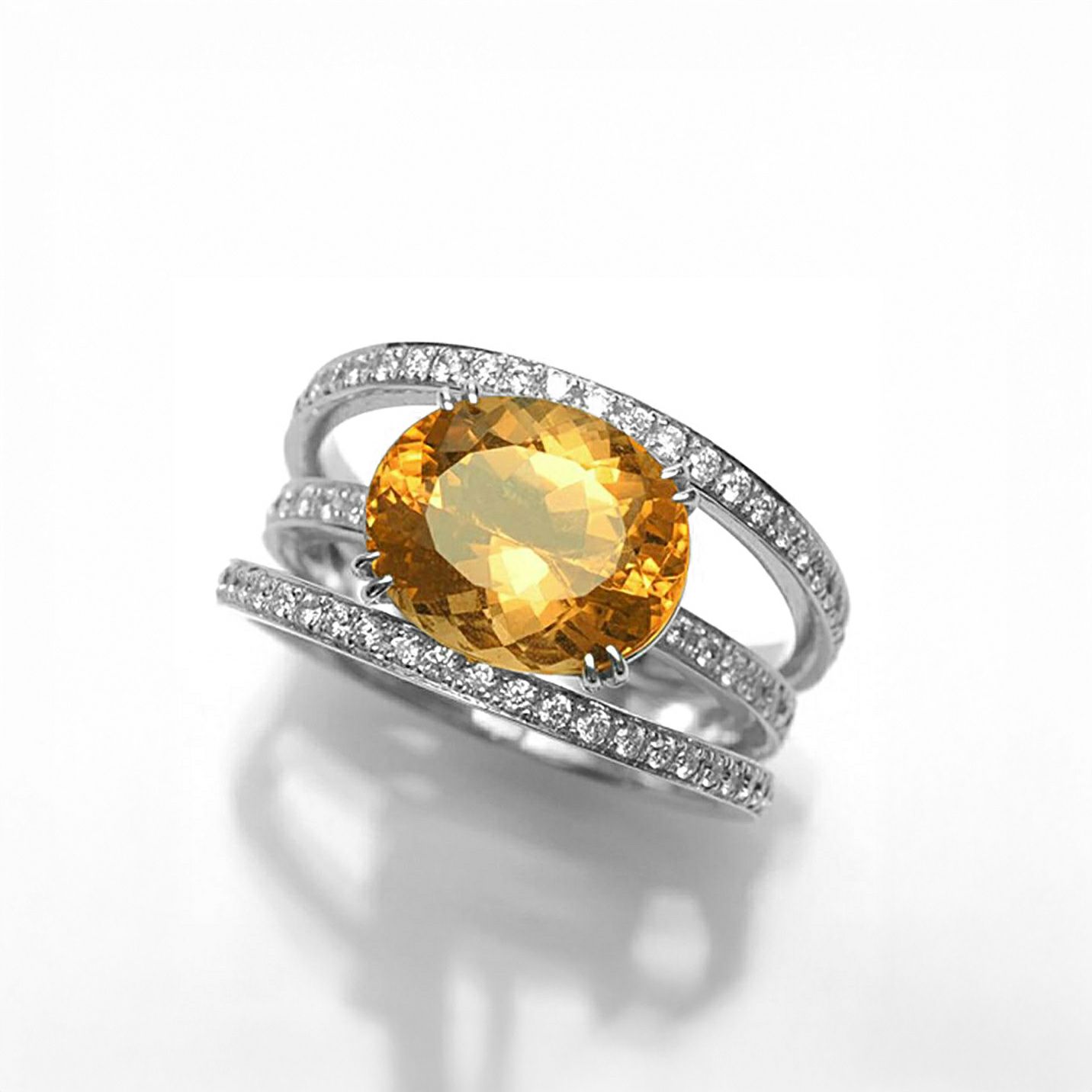 インペリアルトパーズ4.53ctホワイトゴールドリングダイヤ0.57ct付(中央宝石研究所宝石鑑別書付)