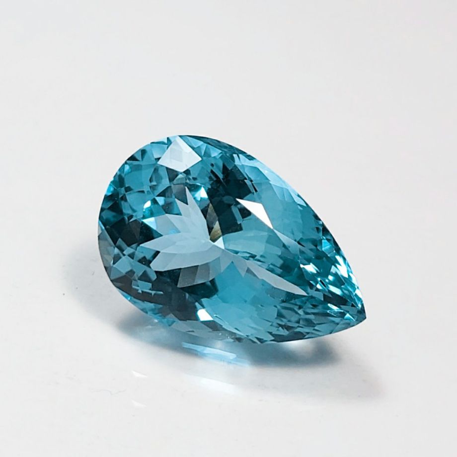 em2973 サンタマリアアフリカーナアクアマリンペアシェイプカット15.52ct(GIA USA 宝石鑑別書付)