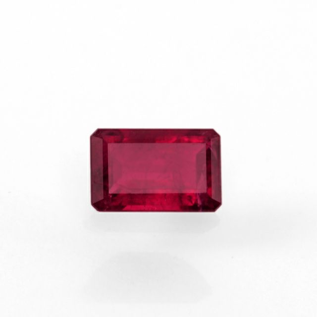 レッドベリル0.86ct(GIA USA宝石鑑別書付)