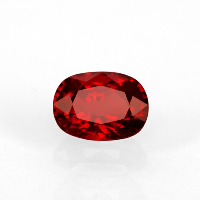 レッドスピネル2.38ct(中央宝石研究所宝石ソーティング付) | ユア 