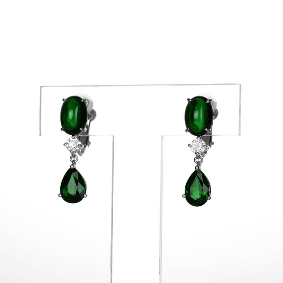 em6247 グリーンガーネットカボションカットペアシェイプカット2.29ct 2.26ct 1.26ct 1.20ct WGK18イヤリング1.15ct 1.15ctダイア付(中央宝石研究所宝石鑑別書付)
