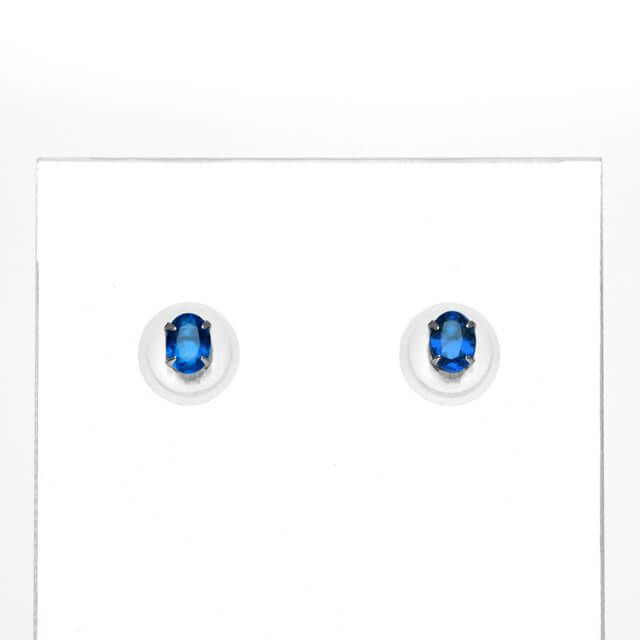 アウイナイトプラチナピアス0.06ct0.06ct(中央宝石研究所宝石鑑別書付)