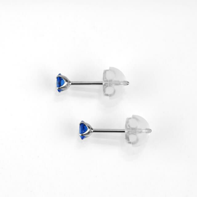 アウイナイトプラチナピアス0.06ct0.06ct(中央宝石研究所宝石鑑別書付)