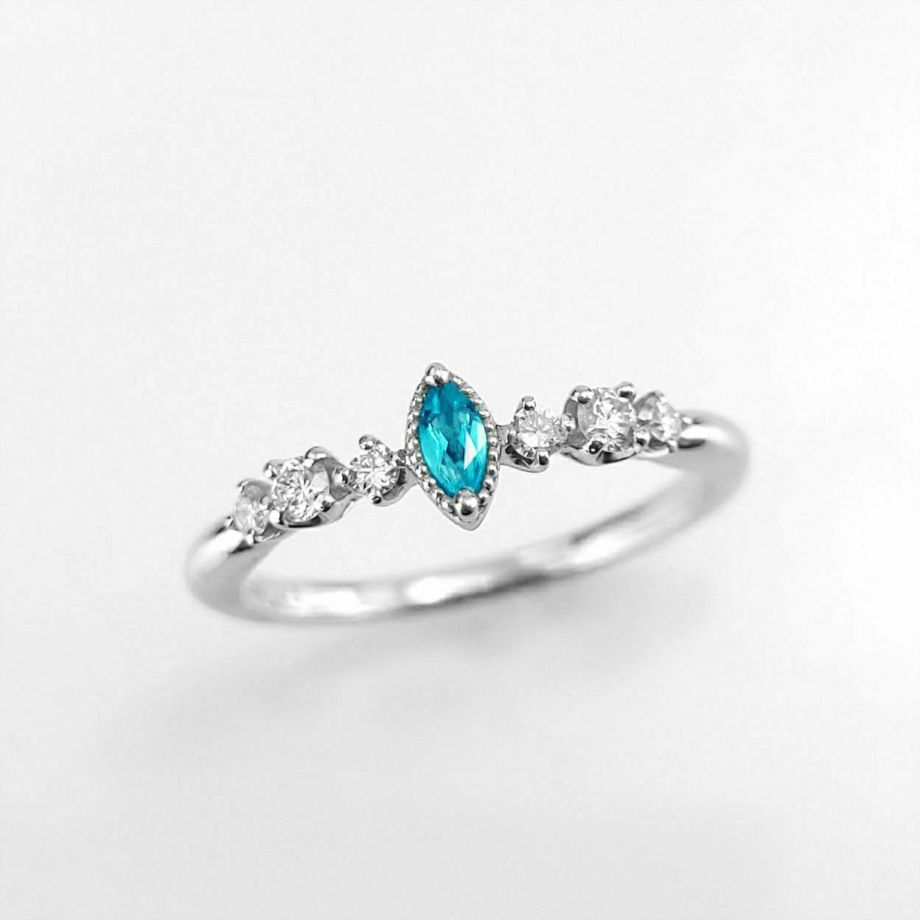 ブラジル産パライバトルマリン0.055ctプラチナリングダイヤ0.146ct付(中央宝石研究所宝石鑑別書付)