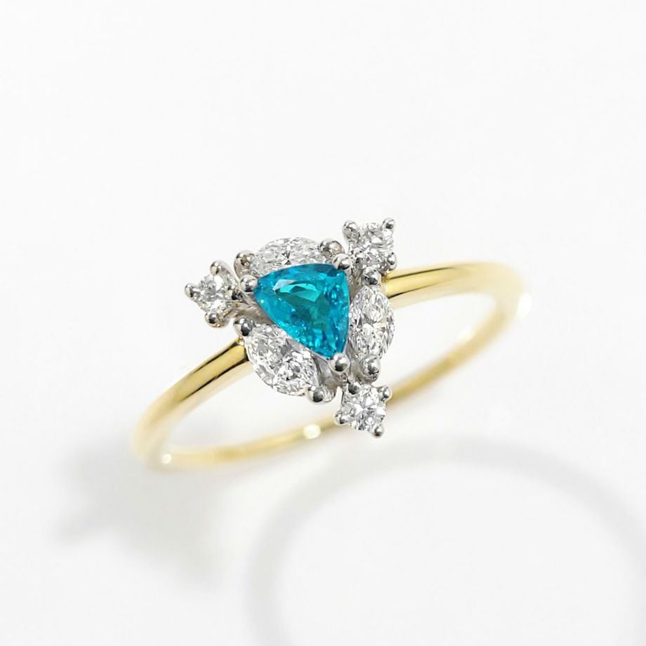 ブラジル産バターリャ鉱山パライバトルマリン0.18ctプラチナK18ゴールドリングダイヤ0.24ct付(中央宝石研究所宝石鑑別書付)