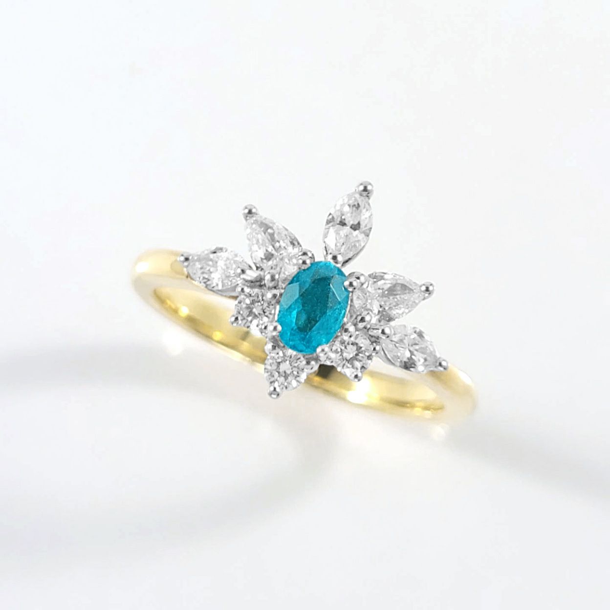 ブラジル産バターリャ鉱山パライバトルマリン0.16ctプラチナK18ゴールドリングダイヤ0.55ct付(中央宝石研究所宝石鑑別書 GIA宝石鑑別書付)