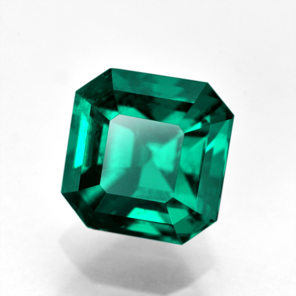 コロンビア産無処理エメラルド(ノンオイル)1.40ct(GIA宝石鑑別書付)