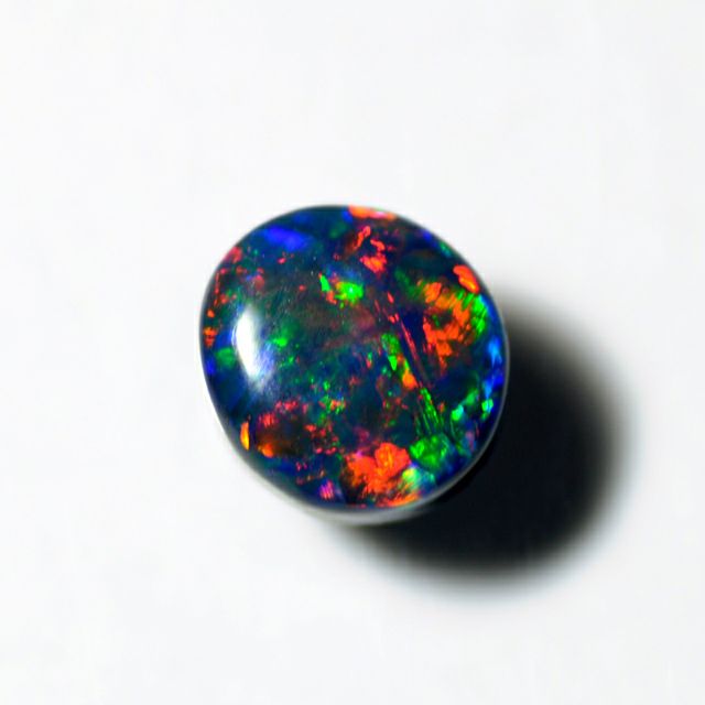 ブラックオパールカボションカット 0.63ct(中央宝石研究所宝石鑑別書付)