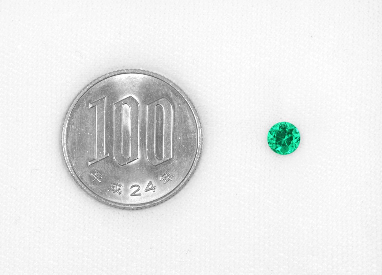 コロンビア産無処理エメラルド(ノンオイル)0.60ct(GUBELIN宝石鑑別書 GIA宝石鑑別書付)