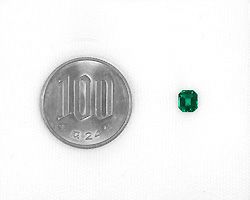 コロンビア産ムゾー鉱山無処理エメラルド(ノンオイル)0.64ct(GIA宝石鑑別書付)