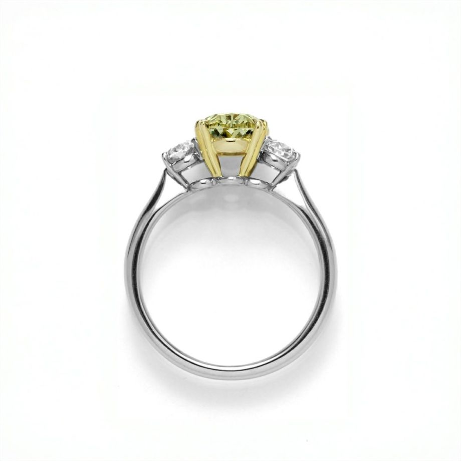 イエローダイヤモンド1.51.ctプラチナゴールドリングダイヤ0.62ct付(GIAダイヤモンド鑑定書付)