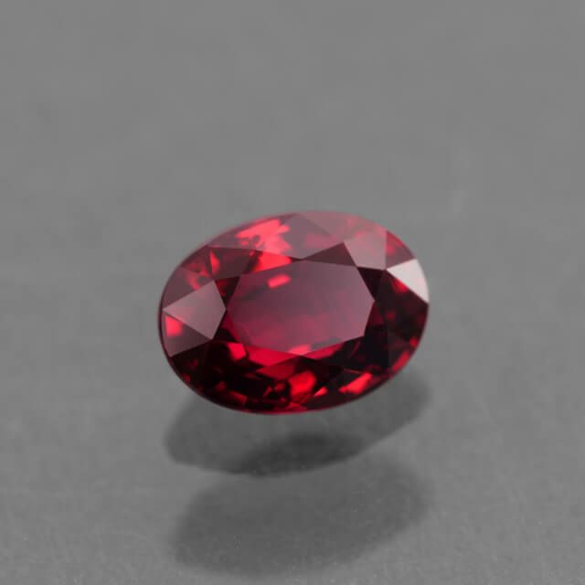 ミャンマー産非加熱ピジョンブラッドルビー0.62ct(GRS宝石鑑別書付)