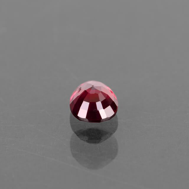 ミャンマー産非加熱ピジョンブラッドルビー0.62ct(GRS宝石鑑別書付)