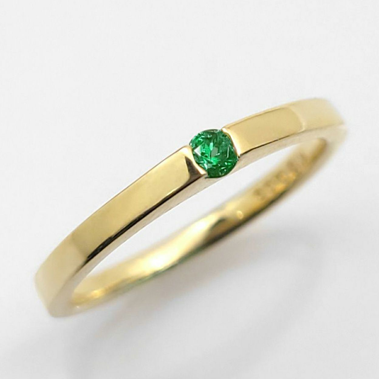コロンビア産無処理エメラルド(ノンオイル)0.06ctK18ゴールドリング(GIA宝石鑑別書付)