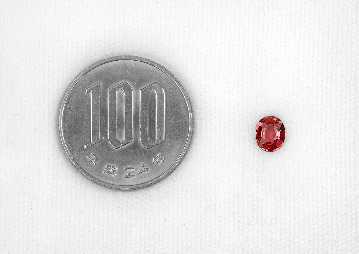 非加熱パパラチャサファイア0.69ct(GIA宝石鑑別書付)